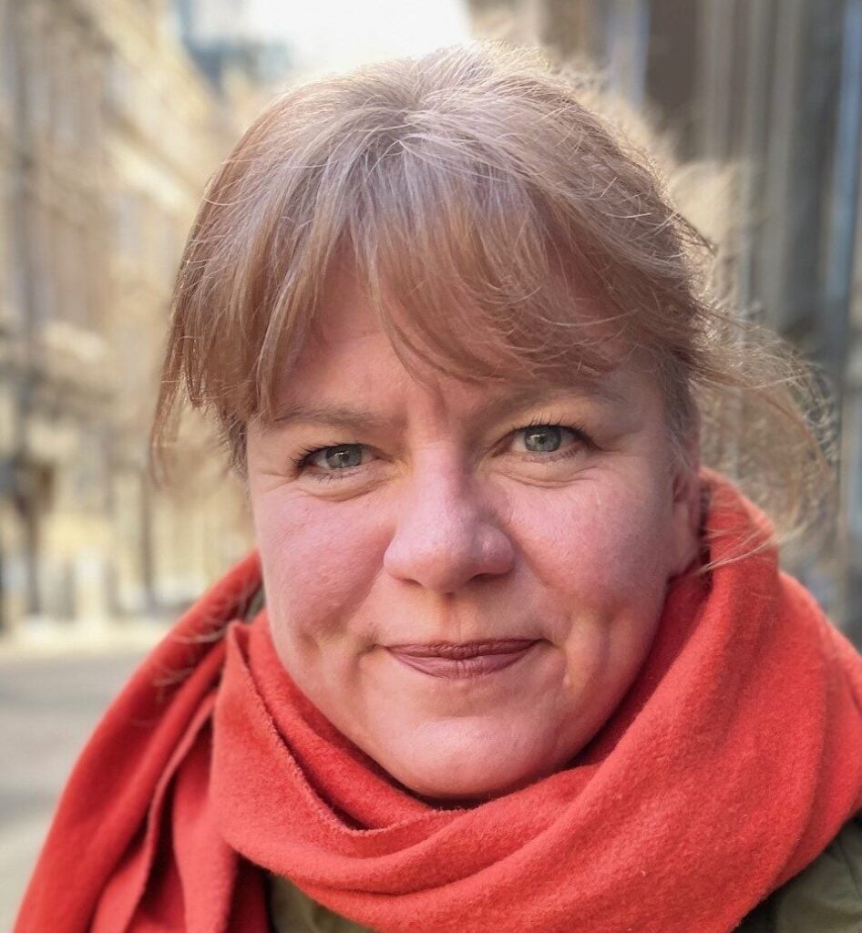 Headshot of Amanda Smethurst