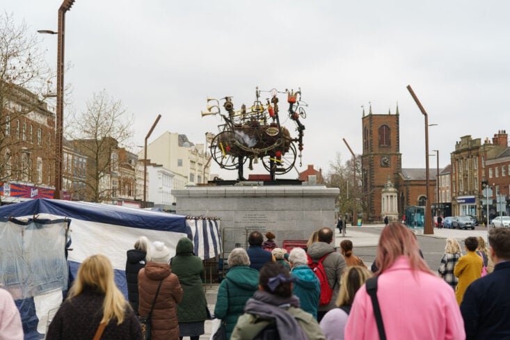 Photo of a sculpture on a plinth in Middlesbrough